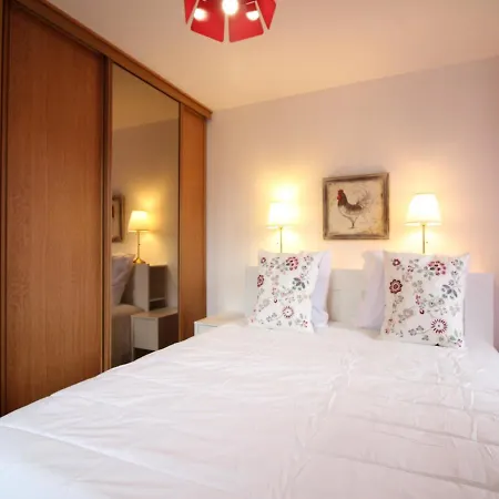 Appartement La Bourboule, 3 Pièces, 5 Personnes - Fr-1-608-14 *